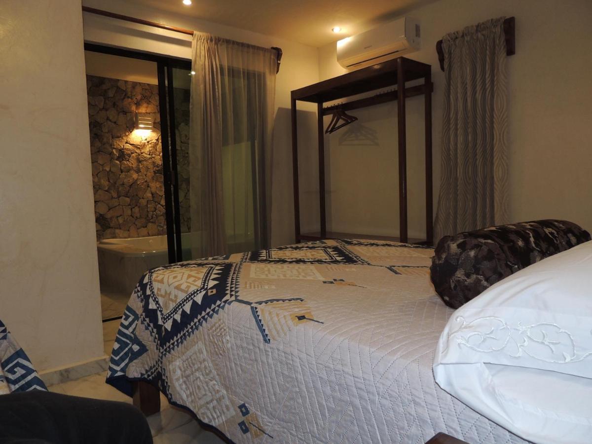Hotel Boutique Bugambilias Valladolid  Kültér fotó