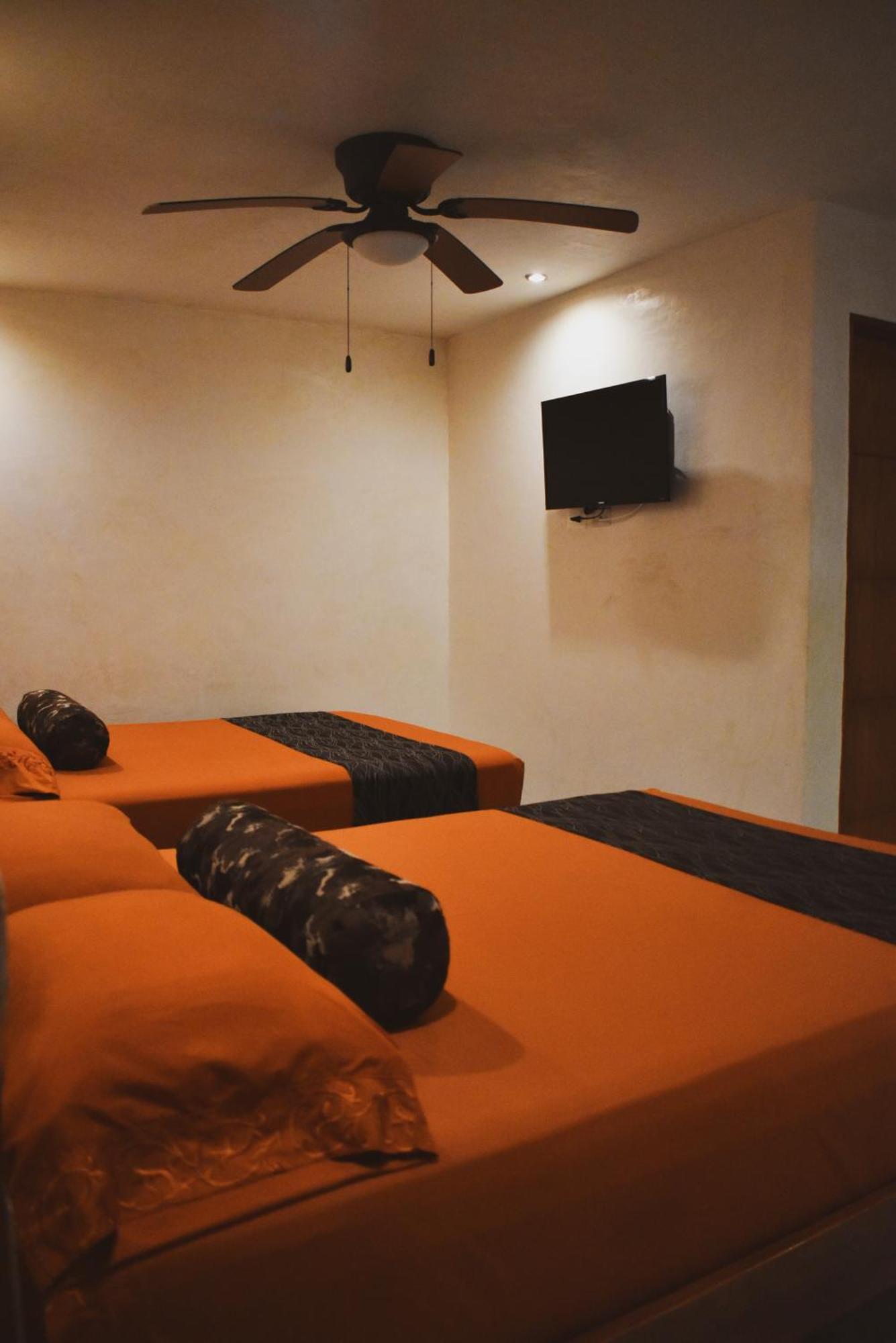 Hotel Boutique Bugambilias Valladolid  Kültér fotó